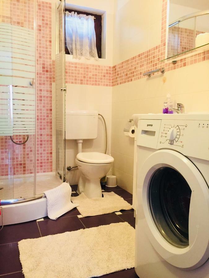 Apartment Josipa Premantura Bagian luar foto